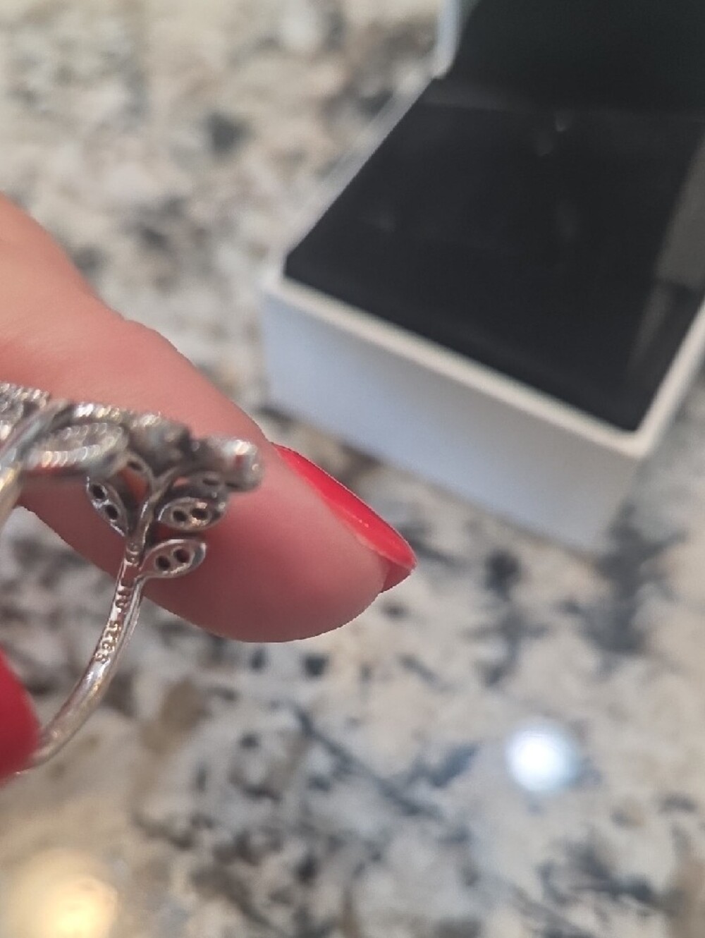 Pandora Silver Leaf Vine Ring with Sparkling Stones - Picture 4 of 4